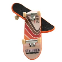 Cute Party Favor Kids children Mini Finger Board Fingerboard Alloy Skate Boarding Toys Gift High Quality 1 Pcs