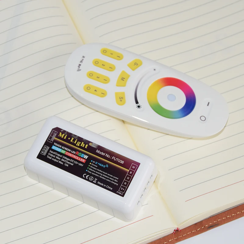 

Milight Touch Screen RGB RF Remote Controller Wireless 2.4G 4 zone Controller Box For RGB LED Strip Panel Ceiling Downlights