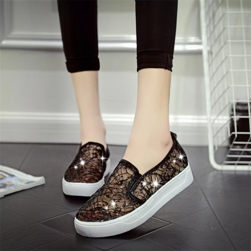 

QWEDF 2019 Fashion Summer Lace Rhinestones Women Flats Casual Cut Outs Shoes Hollow Floral Breathable Platform Flat Shoes XC-86