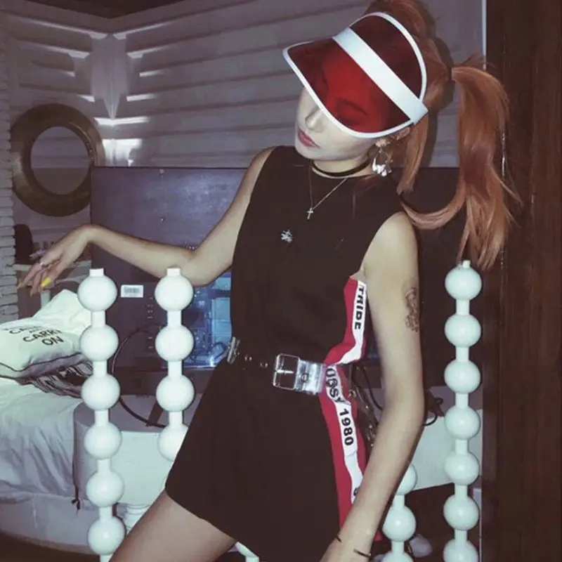 KLV النساء الرجال شفافة PVC البلاستيك ظلة قبعة متجمد الحلو الحلوى اللون فارغة مكشوفة الرياضة الشاطئ قبّعة للوقاية من الشّمس حزام الظهر