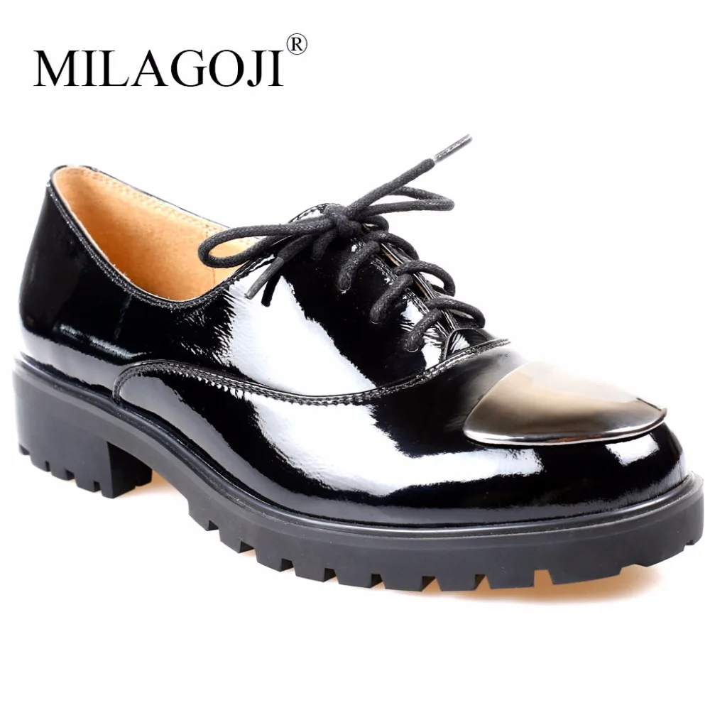 

2018 Handmade Genuine Leather Ladies Shoes Full season Soft Light Casual Women Flats MILAGOJI Metal Chian Decorated Black Shoes