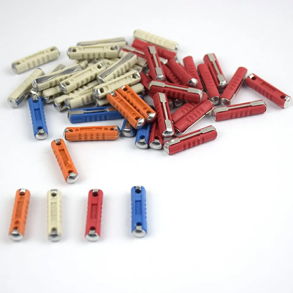 

50Pcs/Kit 5A 8A 16A 25A Classic Car Auto Fuses Kit Ceramic Car Fuse Bullet Automotive European Fuse