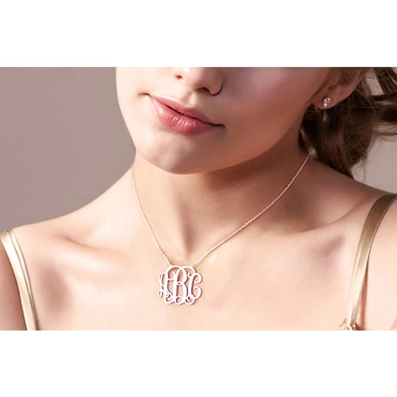 Fashion Personalized Custom Monogram Necklace Women Initial Pendant Chains Necklaces Birthday Gifts Valentine's Day Jewelry Kids