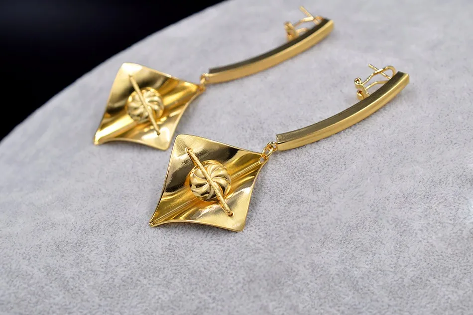 Jewelry sets (2)