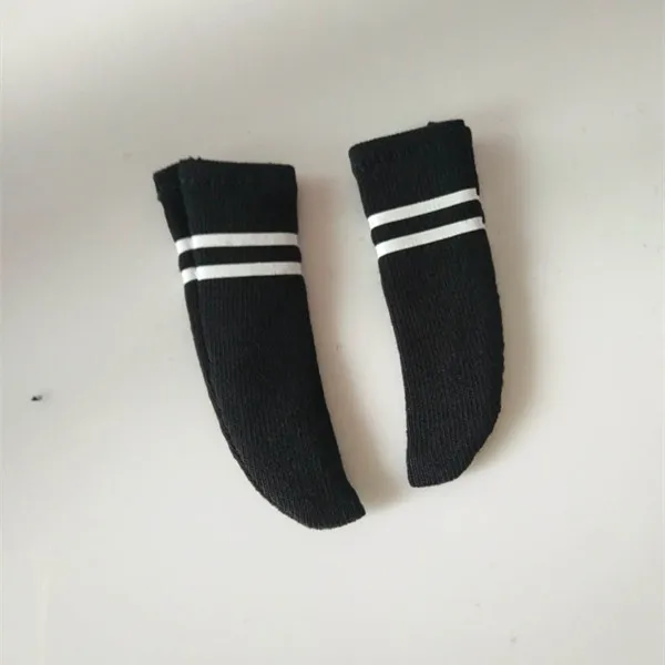 socks black