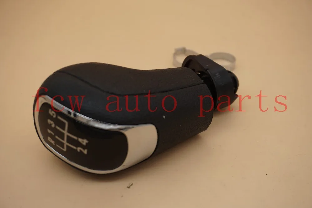 Free Shipping 5 Speed Gear Shift Knobs With Giator Leather Boot For Skoda 3  T  II 09-12 SUPERB II 08-12   MK2 II 2