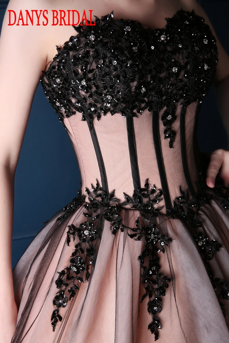 Black Ball Gown Princess Quinceanera Dresses Girls Beaded Sweetheart Masquerade Sweet 16 Dresses Ball Gowns