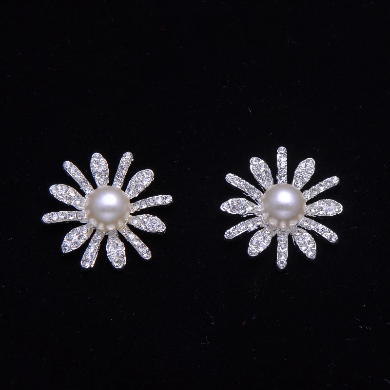 

(S0844) 10pcs/lot,28mm metal rhinestone embellishment,silver or light gold plating,flat back,crystal button,ivory pearl