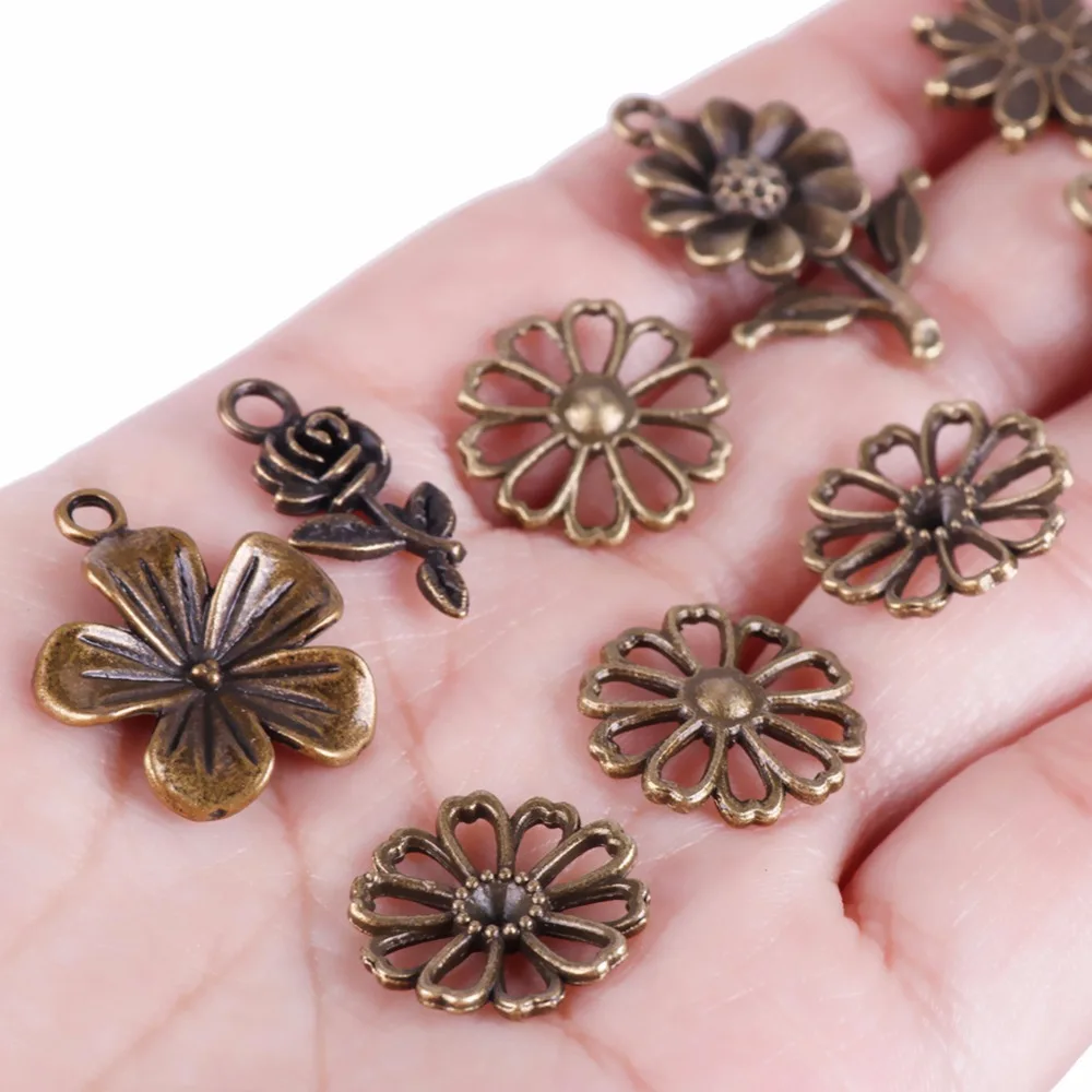 263743_no-logo_263743-0-09