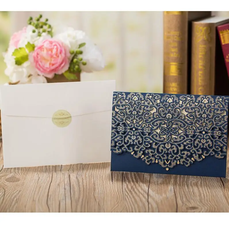 50 шт Синяя лазерная резка с роскошной флорой и свадебные приглашения карты элегантный кружева пользу конверты, изготовленные по индивидуальному заказу на день рождения Свадебная вечеринка поставки - Color: One Set Blue