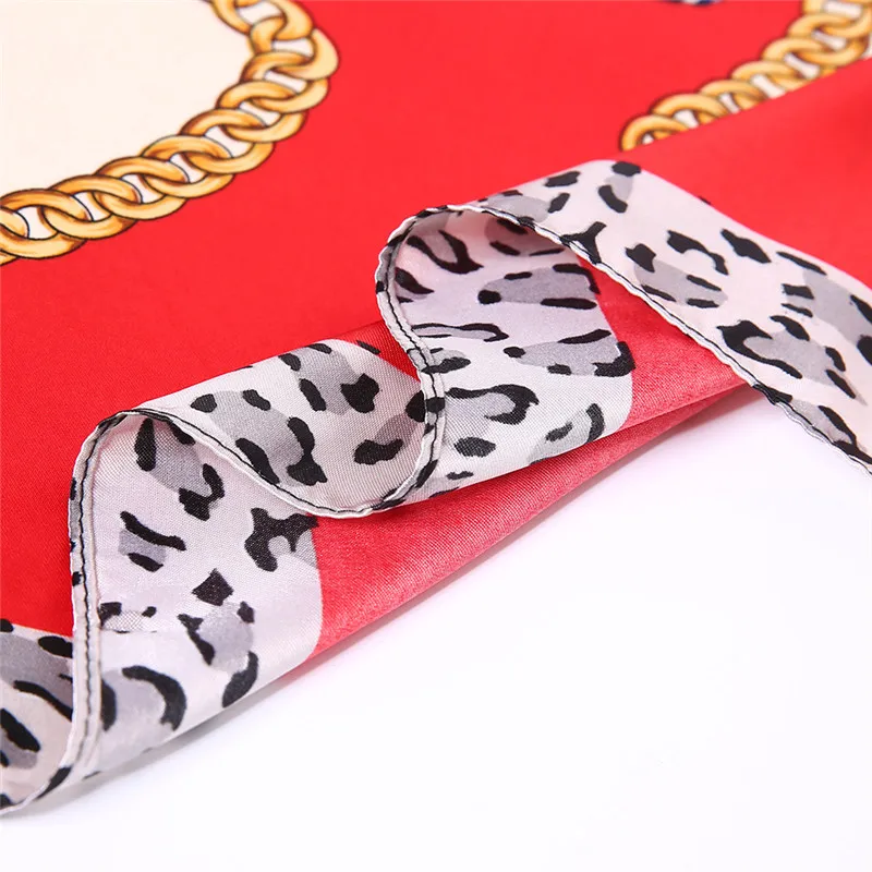 10932125402_1374376050