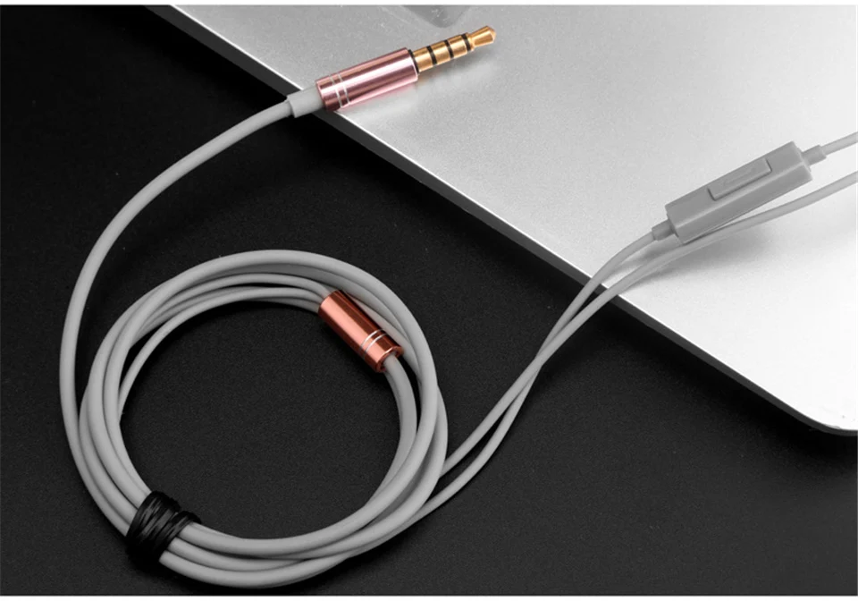 Metal_Sport_Earphone_Wired_Noise_Cancelling_Hi-Fi_Stereo_Bass_Music_Earbud_Headset_with_Mic_In_Ear_Surround_Sound_fone_de_ouvido (25)