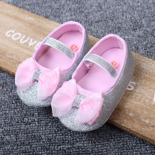 Симпатичные для маленьких девочек Обувь одежда для малышей мягкая подошва Обувь для малышей Повседневное Обувь для младенцев с блестками
