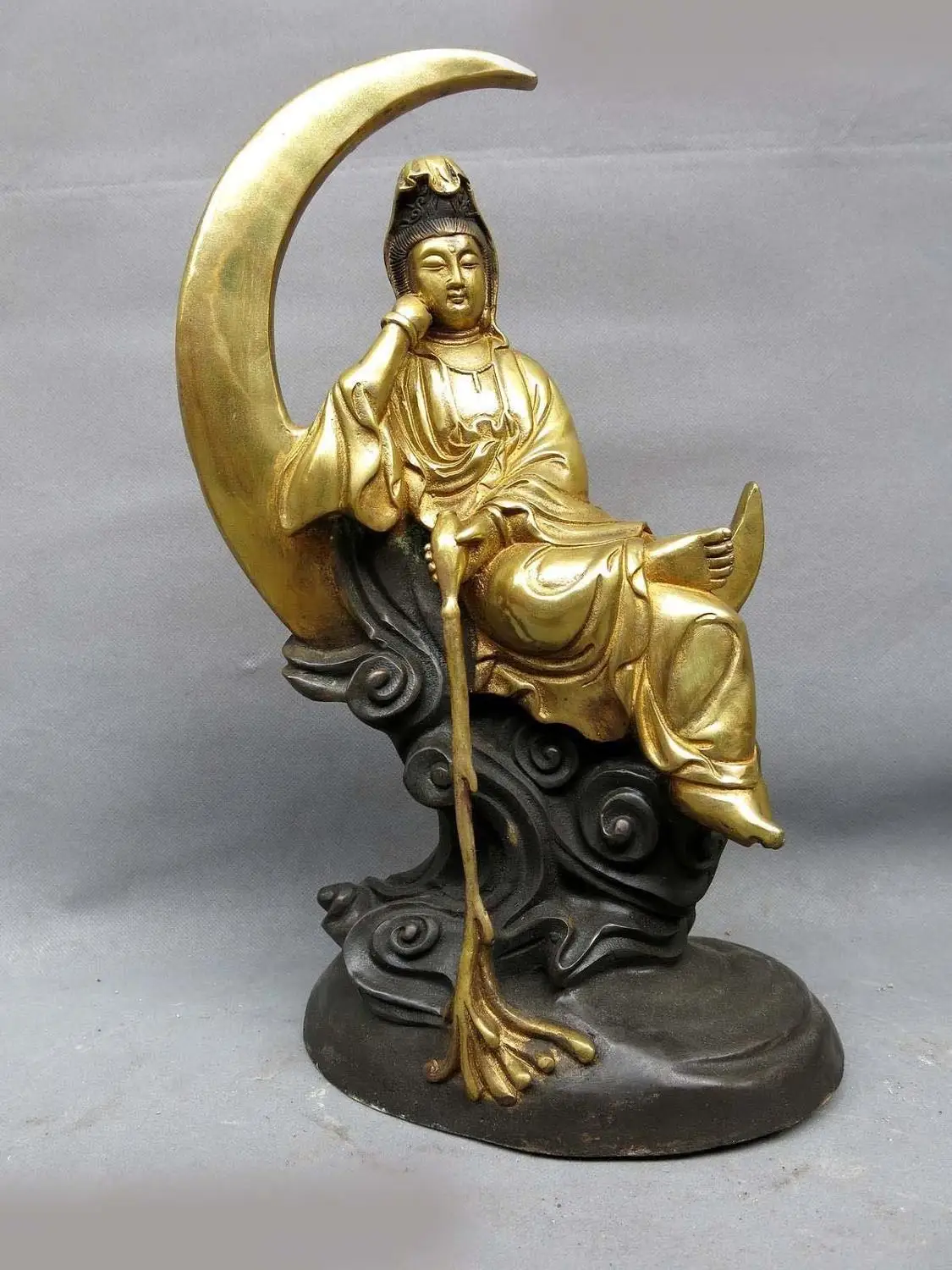 

Bronze gild sculpture China moon buddhism Kwan-yin buddha copper Guanyin Statue (D0426)