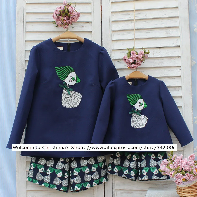 

2018 Mother daughter baby girl suit clothes maternity plus sizes dresses children toddler Woman Lady embroidery shirt and Pants