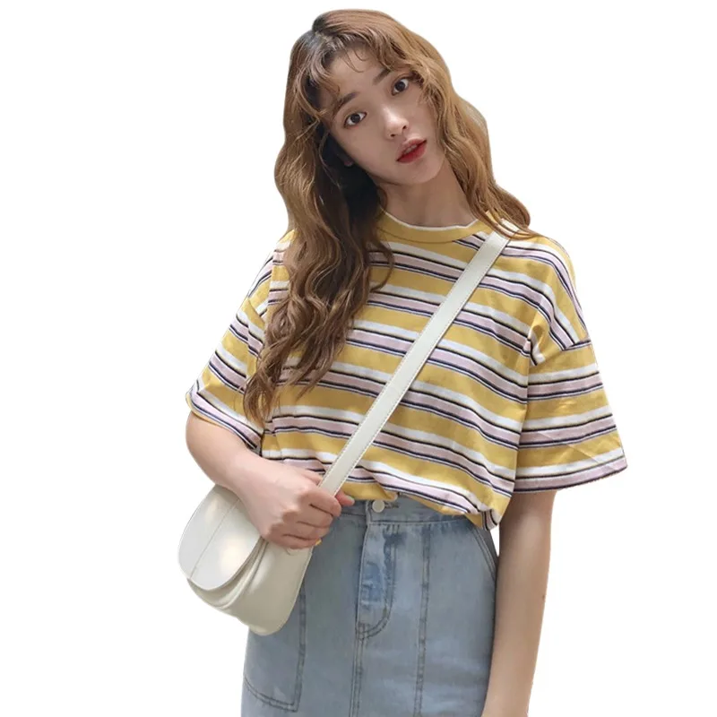 الربيع الصيف نمط Preppy المرأة القمصان قوس قزح مخطط تي شيرتات قصيرة الاكمام ملابس علوية من القطن فضفاضة التي شيرت 2019 الأزياء الربيع الصيف نمط Preppy المرأة القمصان قوس قزح مخطط تي شيرتات قصيرة الاكمام ملابس علوية من القطن فضفاضة التي شيرت 2019 الأزياء
