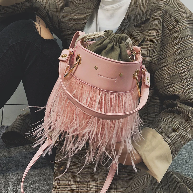 

Sweet Lady Tote bags Drawstring Bucket Bag 2019 New Quality PU Leather Women's Designer Handbag Feather Shoulder Messenger bag