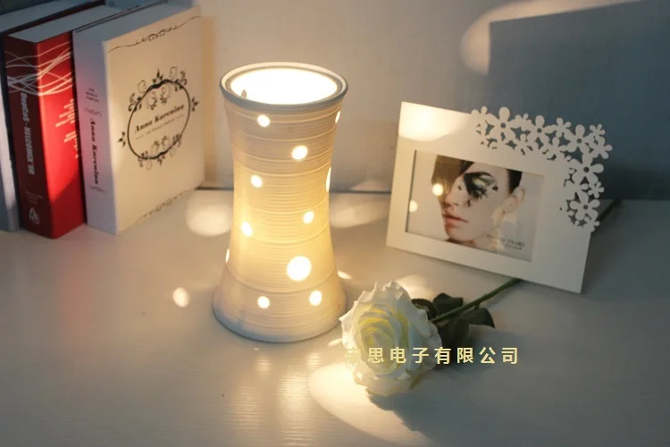 Скандинавский минималистичный стиль керамическая ваза лампа романтическая кровать искусственная трава c розами, подарок Креативный Настольный светильник для гостиной
