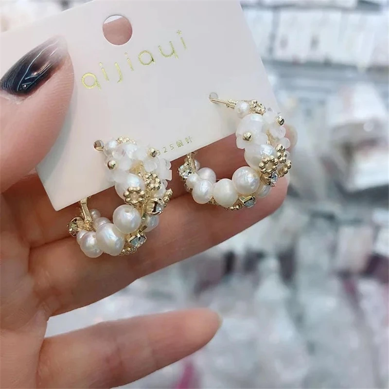 

Fashion Trendy Stud Earrings Decoration Simulated Pearl Metal Pattern Design Stud Earrings For Women Jewelry Gifts Wholesale