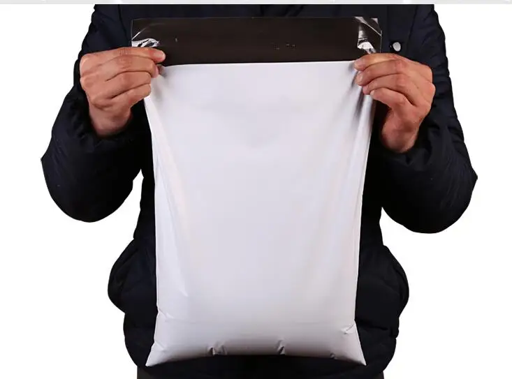 100pcs 17*30cm High Quality white Poly Mailer Envelopes Shipping Bag