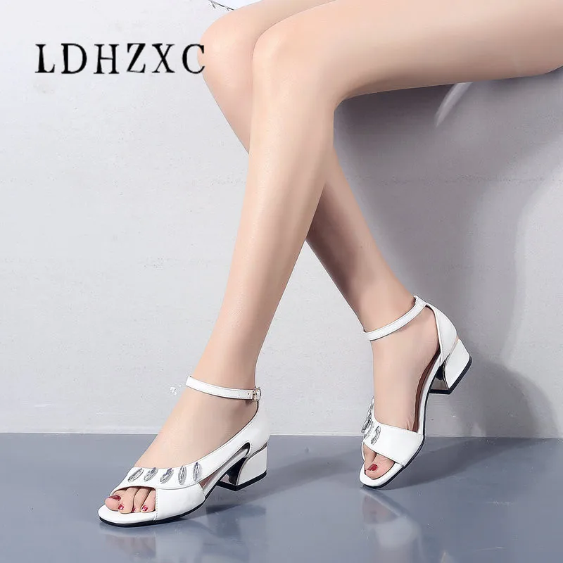 

LDHZXC Women Sandals Pu Leather Fashion Women Shoes Buckle Elegant Fashion Square Heel Women Sandals Size 34-44