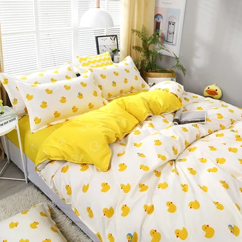

4pcs/set High Quality Cartoon Little Yellow Duck Bedding Set Bed Linings Duvet Cover Bed Sheet Pillowcases Cover Set 55