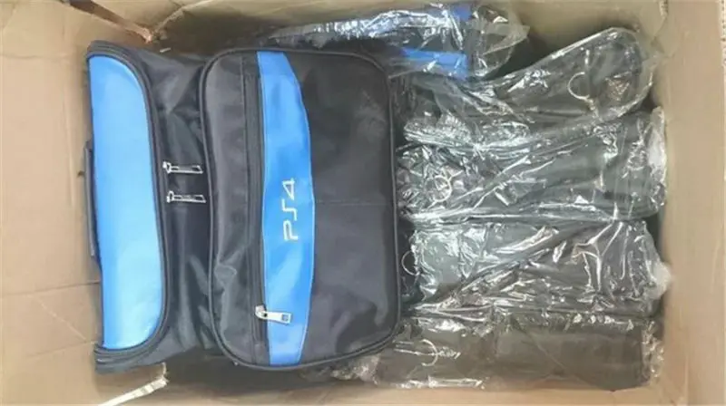 PS4-Bag (6)