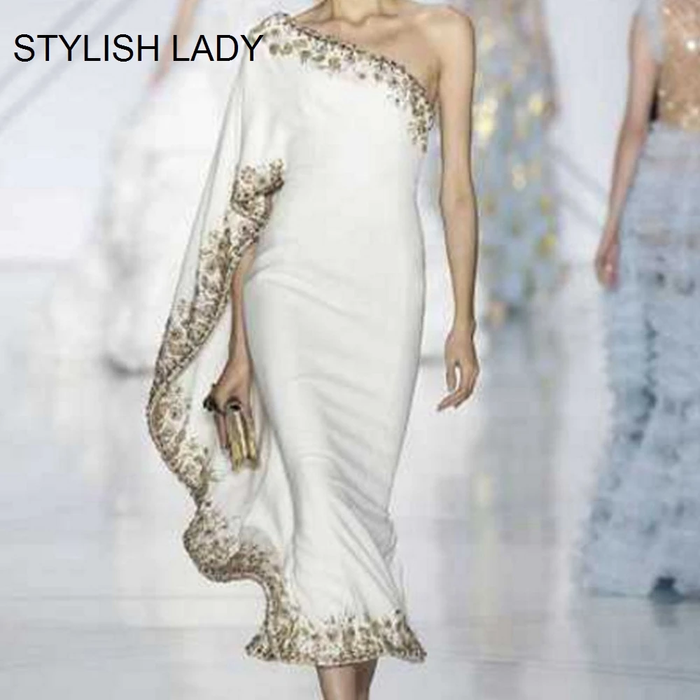 

STYLISH LADY White Lace Fringed One Shoulder Dress 2019 Summer Women Cape Ruffle Club Party Midi Elegant Ladies Femme Sexy Dress