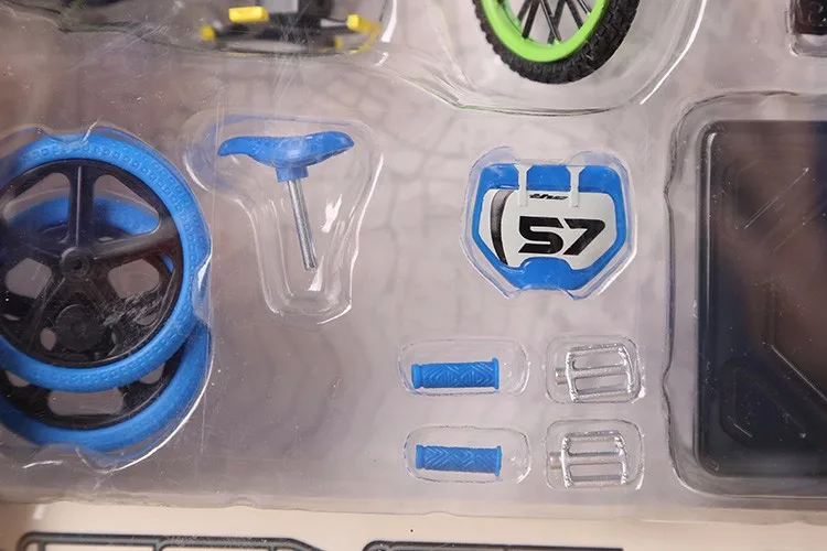Conjunto com Embalagem de Varejo para Novidade Profissional Mini Dedo Mini-dedo-bmx Bicicletas Brinquedo Crianças 1:50 Bmx 17 Brinquedos e hobbies