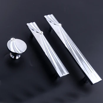 

128mm fashion deluxe silver kitchen cabinet cupboard door handle rhinestone drawer tv cabinet knob pull 96mm glass crystal pull