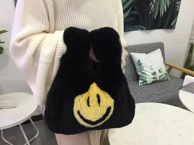 

New 2019 New Arrival Real Fur Bags Made By Whole Pieces Fox Fur Women Luxury Bags Real Fur Handbag Fox Fur Bags
