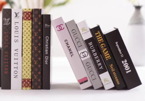 

wholesale 10pc False book photography props exhibition up a model room Home Bookends room office desktop decoration book