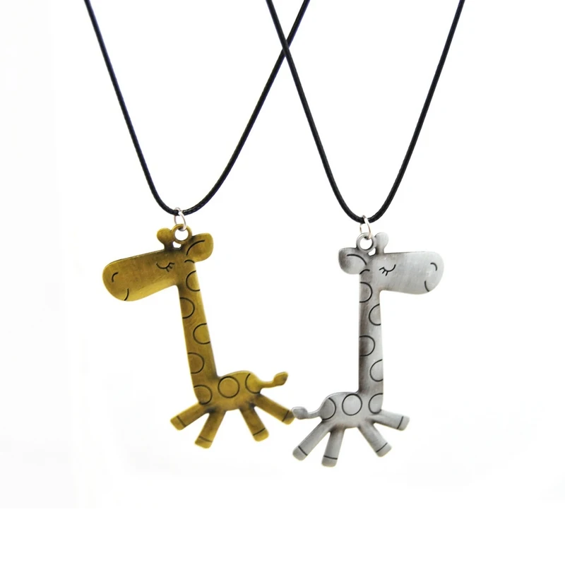 

Original New Retro Gold Anime Giraffe Choker Necklace Women Vintage Leather Chain Animal Pendant Necklace Female Jewelry Gift