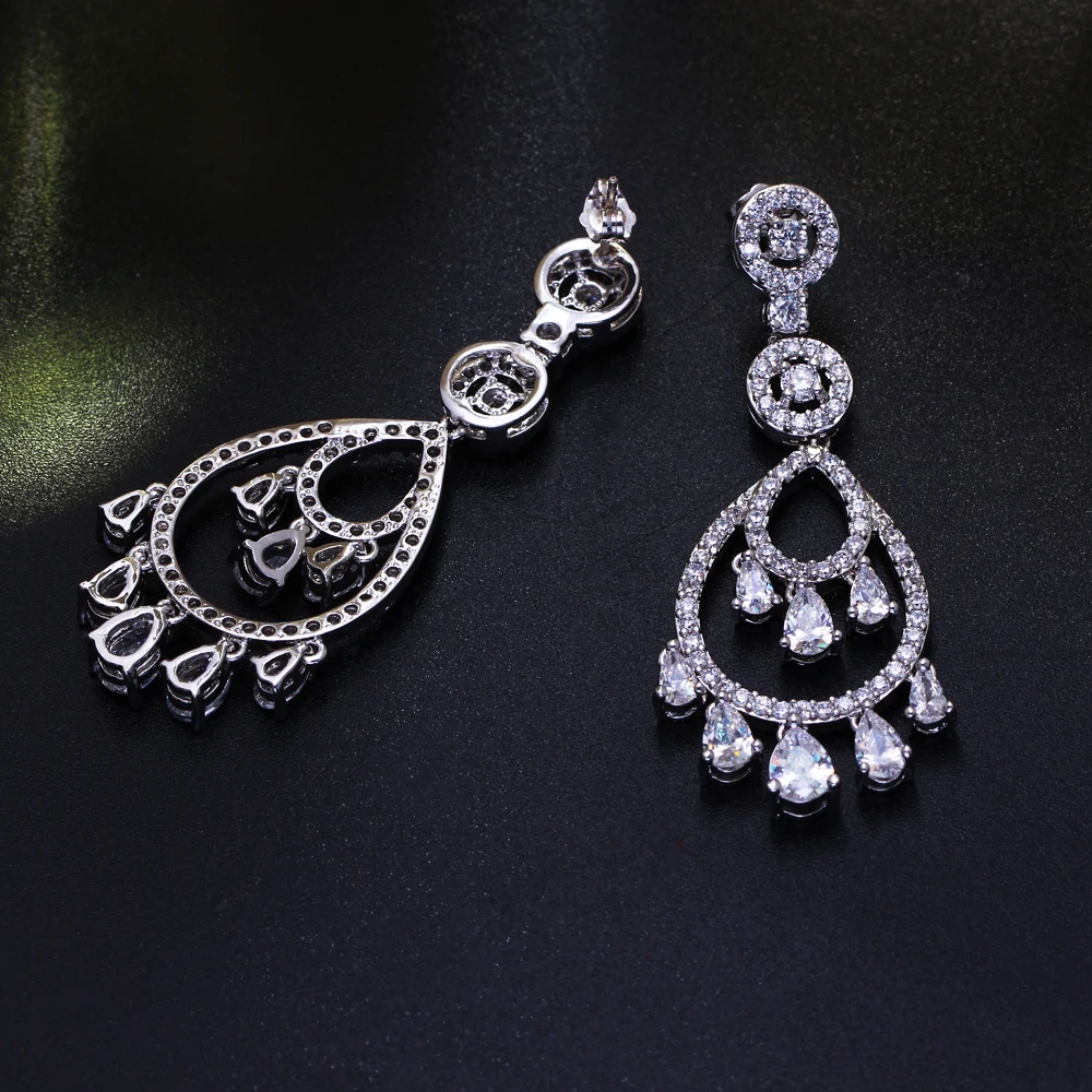 Drop earrings (8)