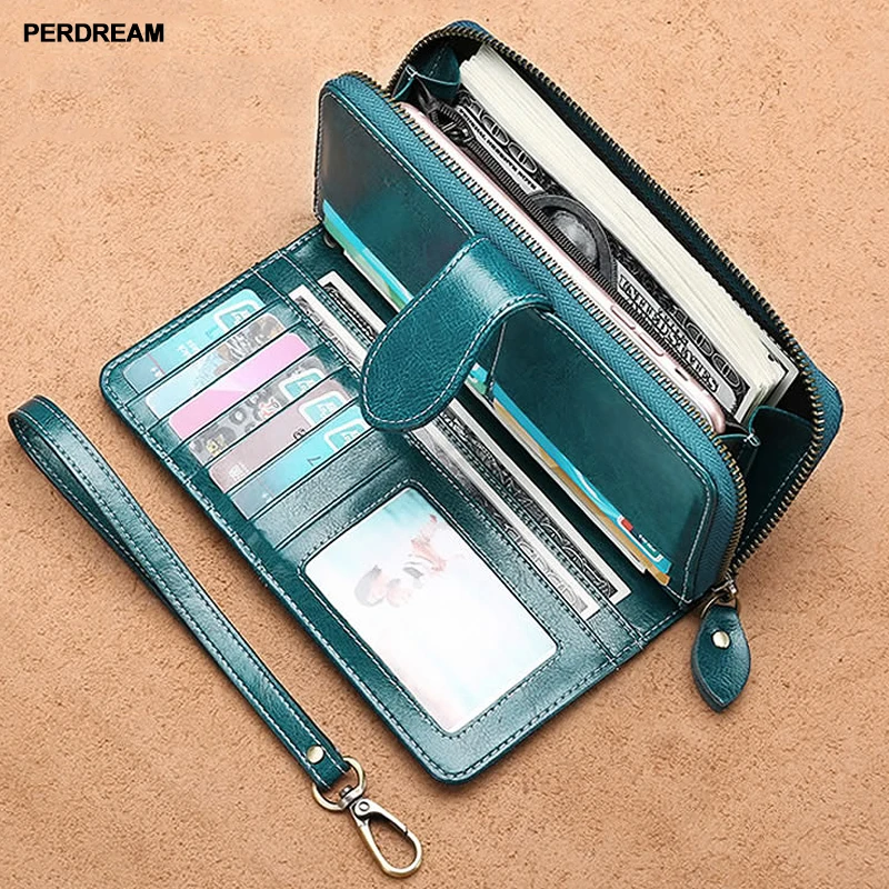 

2018 New Vintage oil wax, cowhide long ladies' purse, genuine leather zipper leather clip.