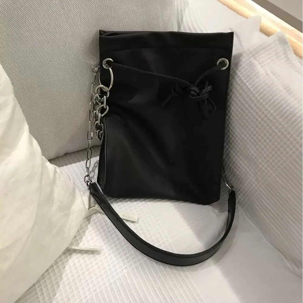 Индивидуальная кожаная сумка на цепочке, новая сумка-мешок, шикарная сумка на цепочке, Женская вместительная сумка на плечо, американский стиль
