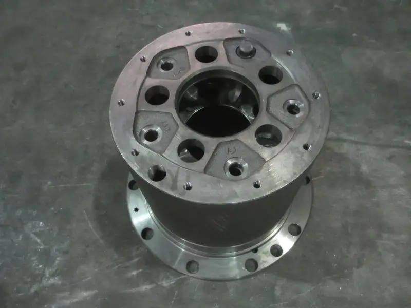 

SHACMAN Delong Truck Spare Parts Differential Carrier Assembly 81.35114.6113