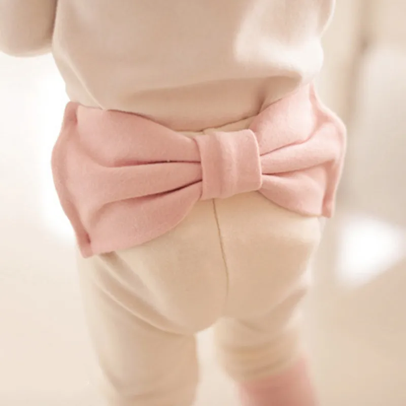Осенние штаны для маленьких девочек; штаны принцессы с большим бантом сзади для малышей; мягкая хлопковая одежда для малышей; розовые, белые, черные леггинсы; брюки