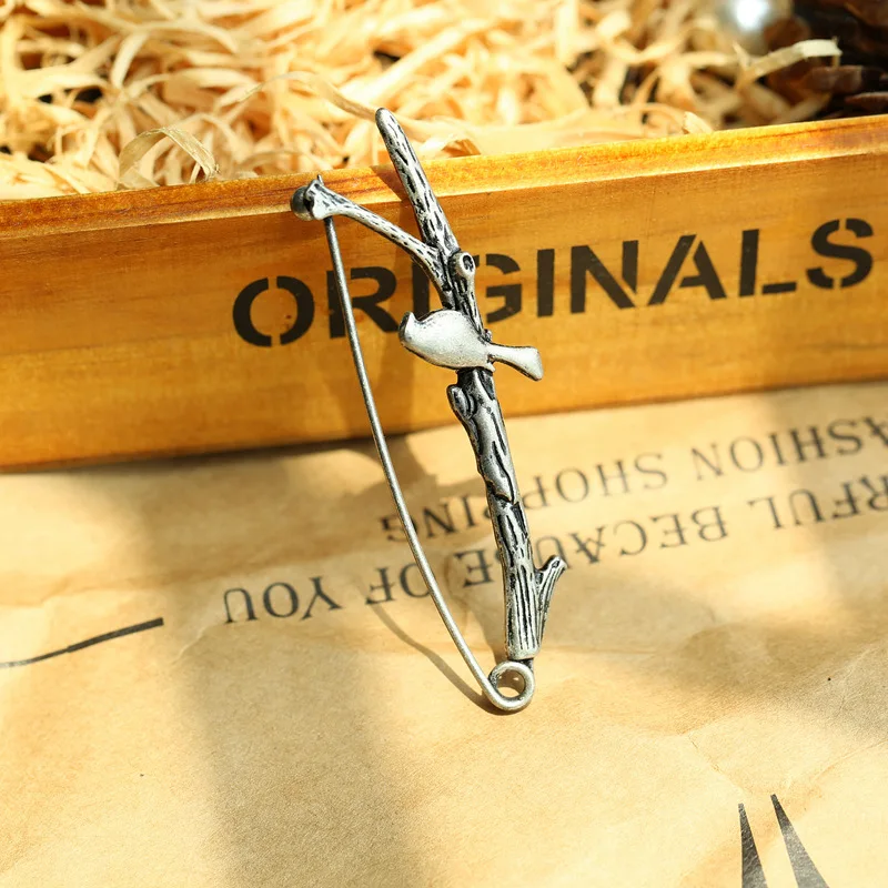 4  bird pins
