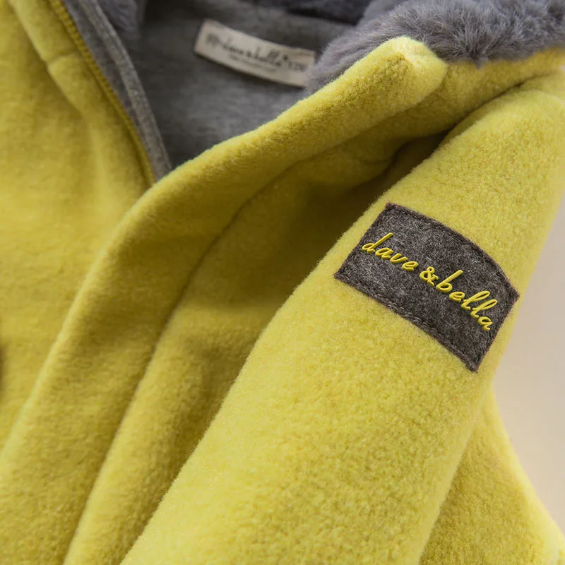 DB5975_0037_6Y3A4767