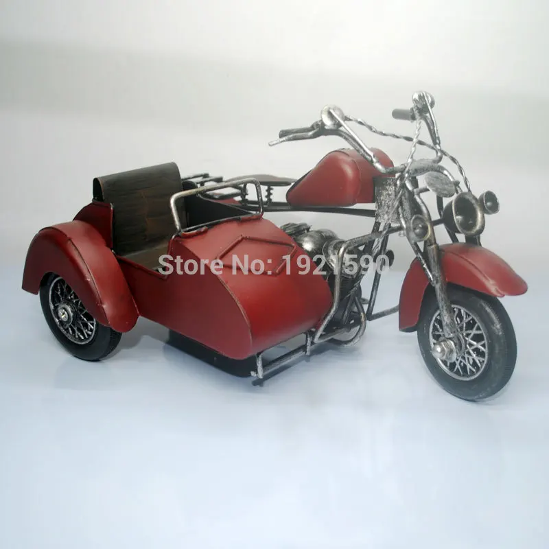 Vintage Motor Tricycle red (9)