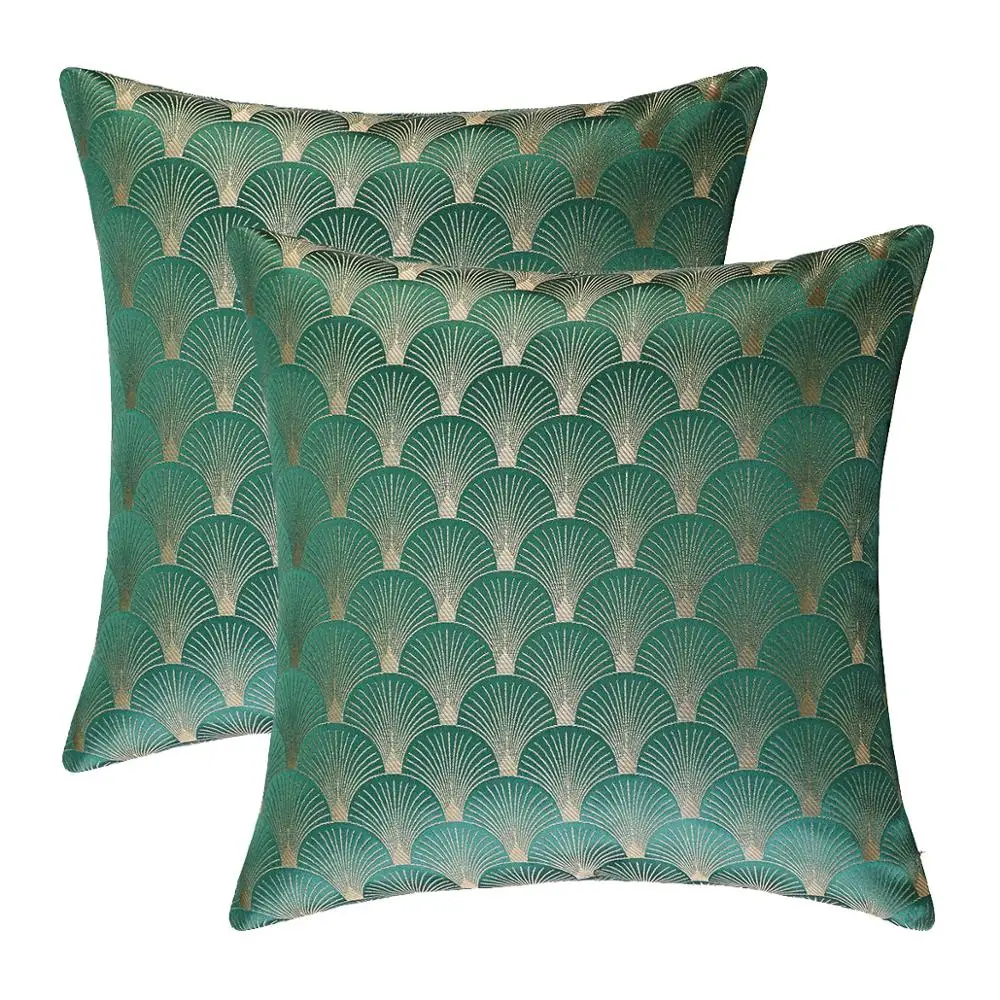 

GIGIZAZA 2 Packs 45*45 Cushion Covers with Shell Pattern Gradual Change Throw Pillowcase Home Decor Pillow Covers for Sofa
