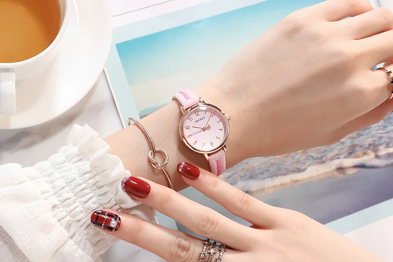 Модные кварцевые часы с ремешком из натуральной кожи с Микки Маусом для девочек, водонепроницаемые женские оригинальные часы disney, круглые красные часы - Цвет: PINK  opp pack