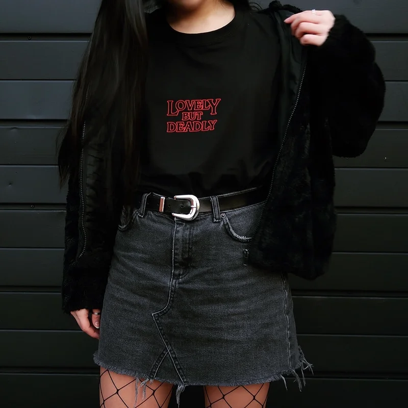 

Causal Shirts Lovely But Deadly Graphic Tee Unisex Cool Graphic Tee Tumblr Fashion Funny T-shirt Men Women Grunge Casual Cotton