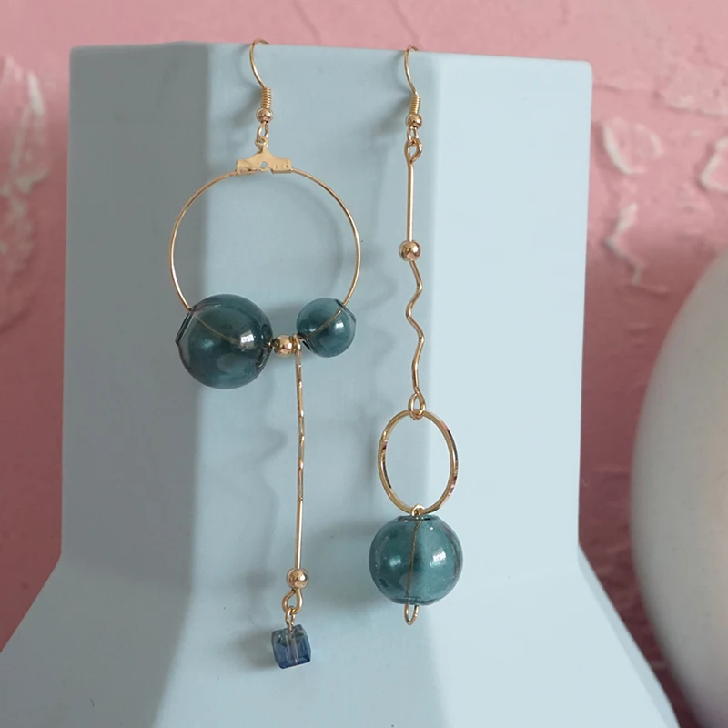 

Handmade Glass Blown Ball Drop Earrings For Women Korean Vintage Green Bubble Asymmetric Dangle Long Earrings 2018 Top Quality