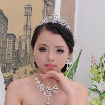 

Tiara Necklace Earrings Set Romantic Women Bridal Jewelry Sets Silver Plated Crown Clip Ear Acupuncture Wedding Party Gift XL013