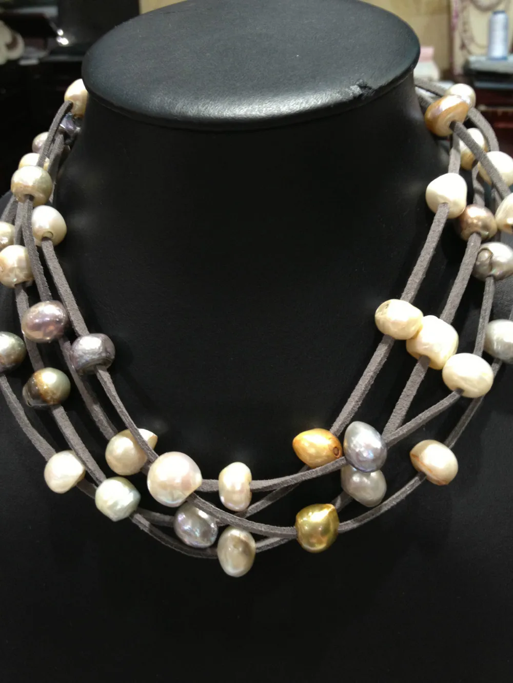 

Leather Pearls Necklaces Freshwater Pearls Necklaces Baroque Multilayer Magnet Clasp Free Shipping Women Jewelry Multi Color