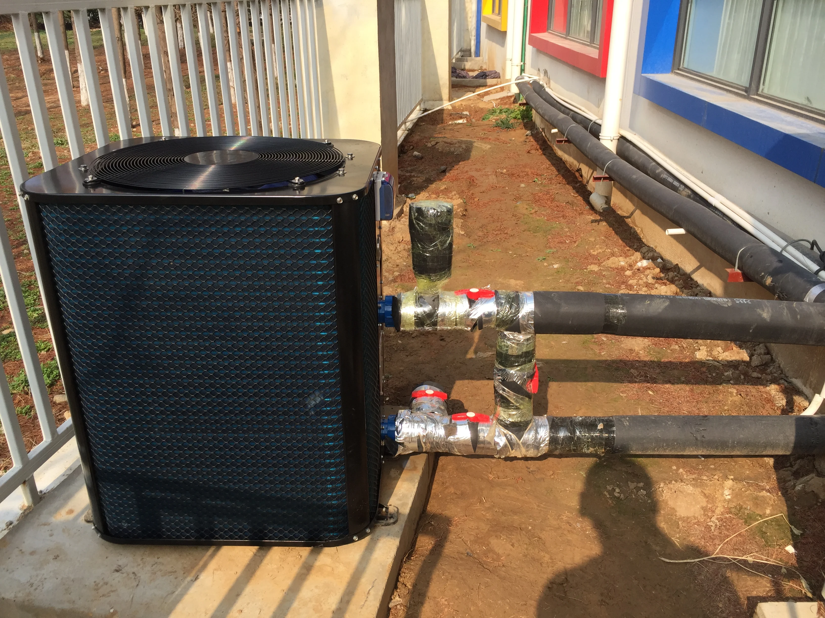 Энергосберегающие водонагреватели для бассейна Тепловой насос воздушный Нагреватель V30 V50