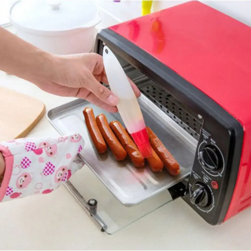 

Gravy Boats High Temperature Silicone Brush with Oil Bottle Set Can not Afford Brush Kitchen Barbecue Tools