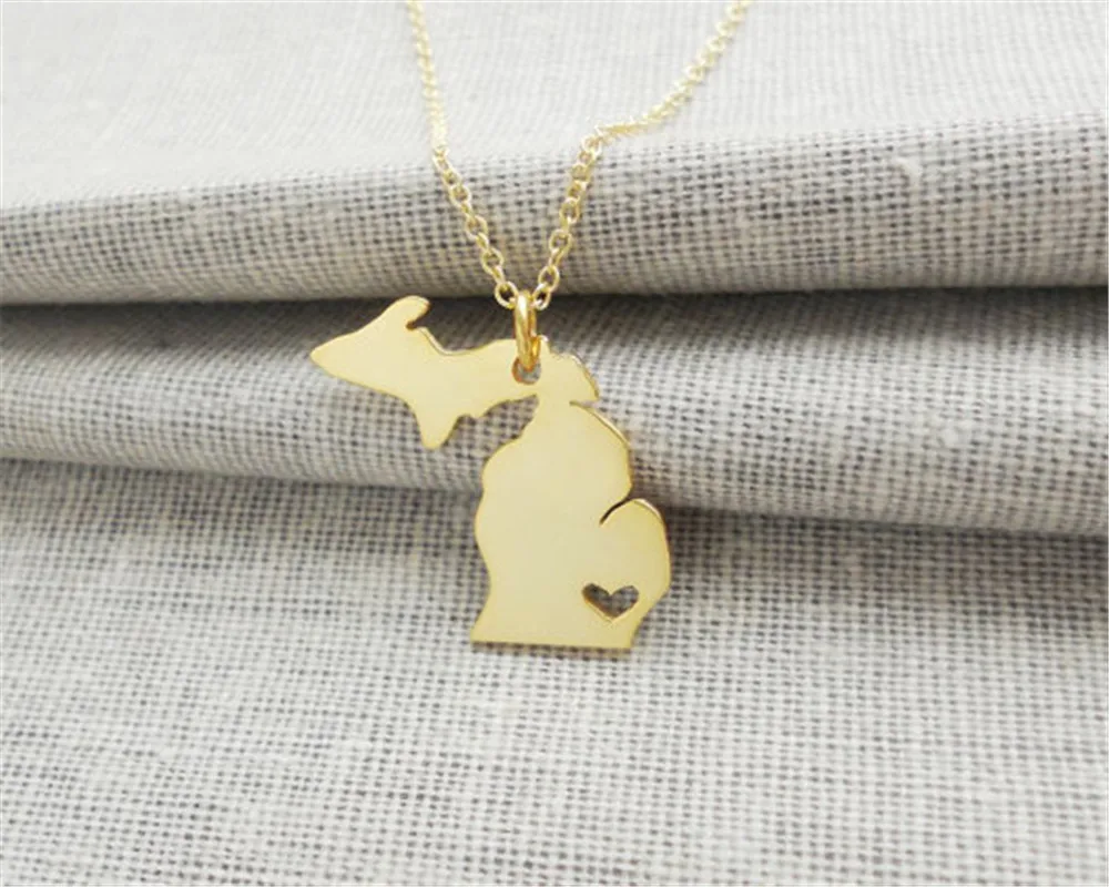 

Michigan Map Necklace With a Heart Michigan State Hollow Heart Charm Collar Necklace USA Map Pendant Necklaces
